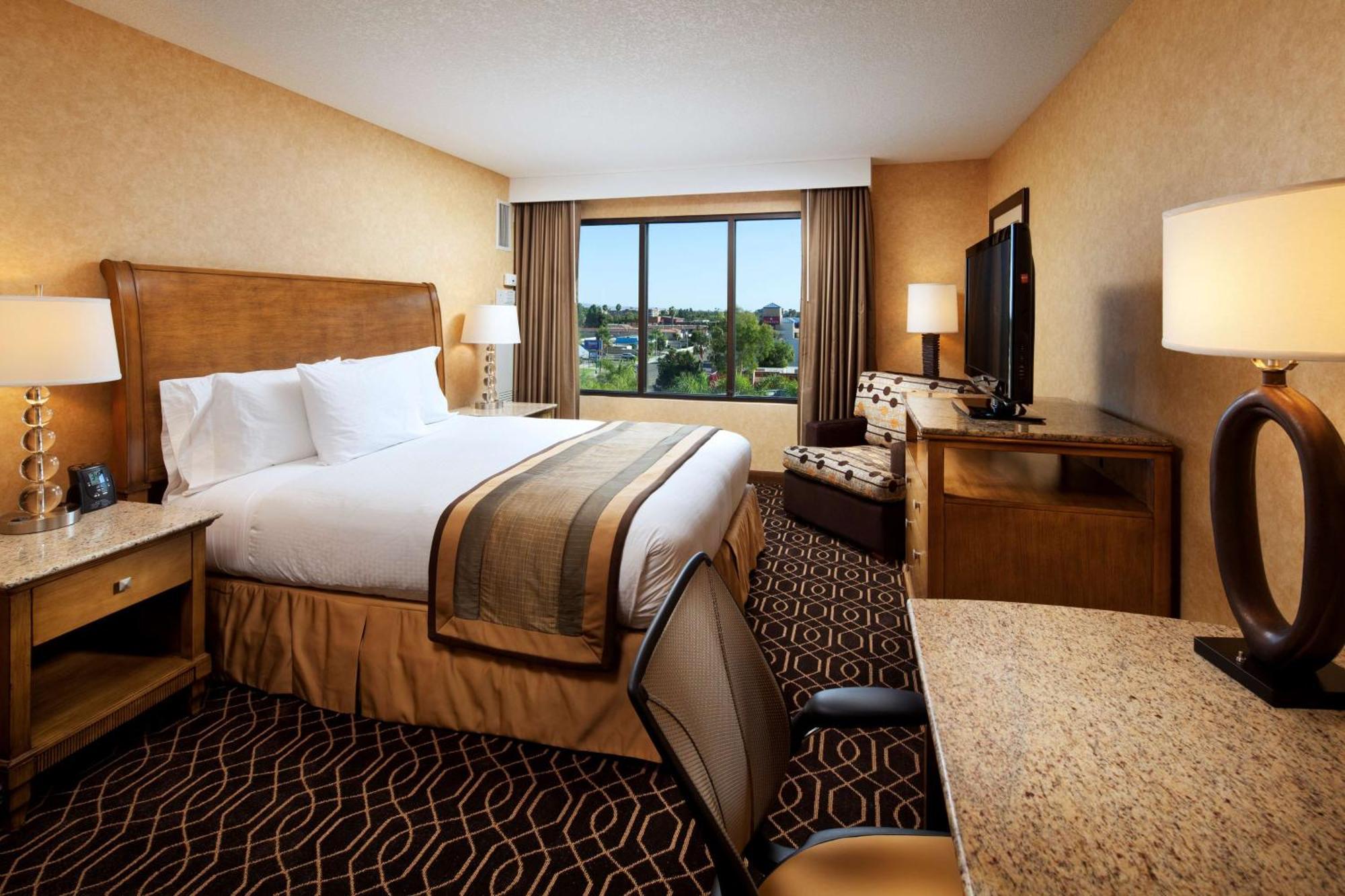 Doubletree By Hilton Resort/convention Center Hotel