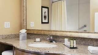 Doubletree Guest Centro De Convenciones Hotel 3*