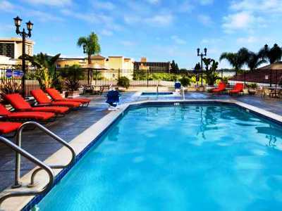 Doubletree Guest Centro De Convenciones Hotel 3*