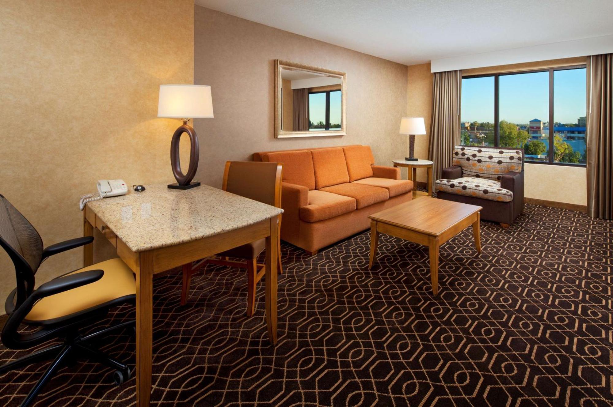 Hotel Doubletree By Hilton Resort/convention Center